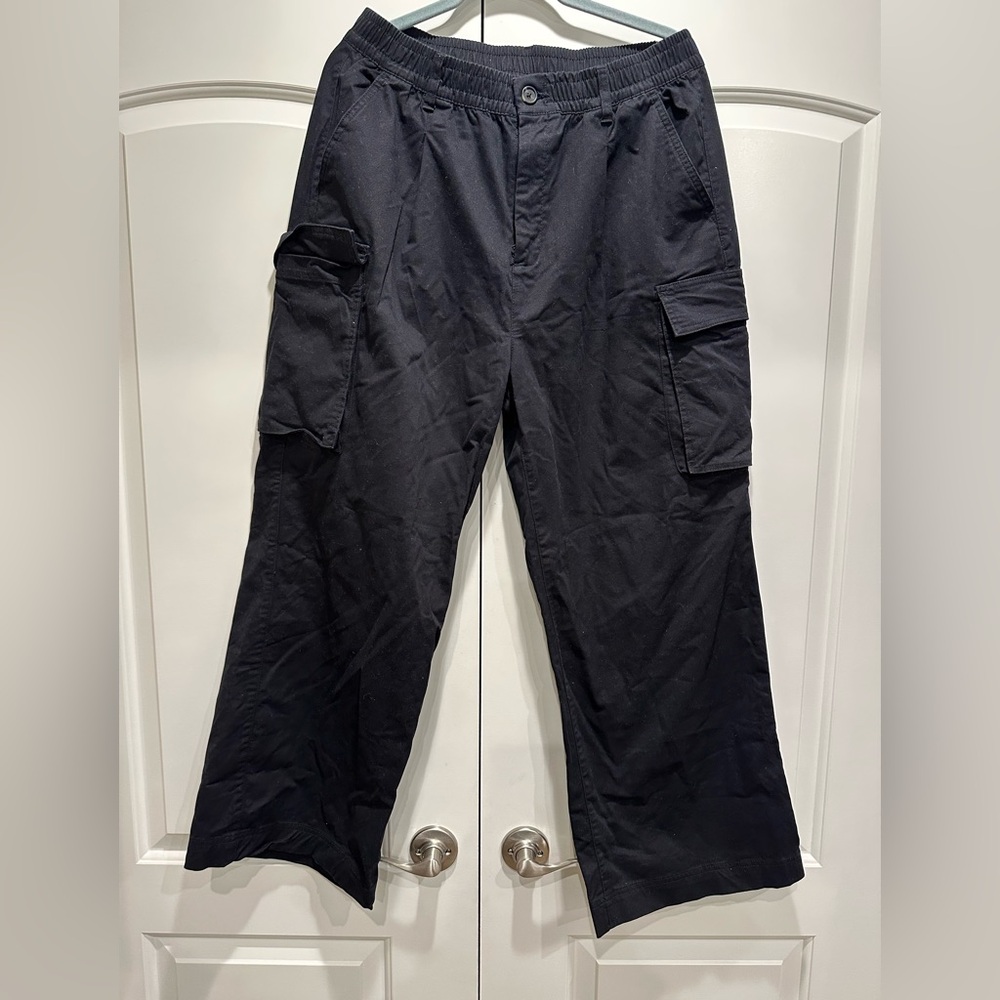 Women’s Black Cargo Pants (stretch)